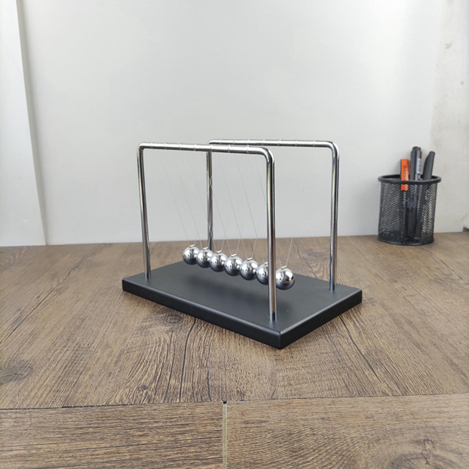 Newton Cradle Large - Boule de pendule Newton en métal,